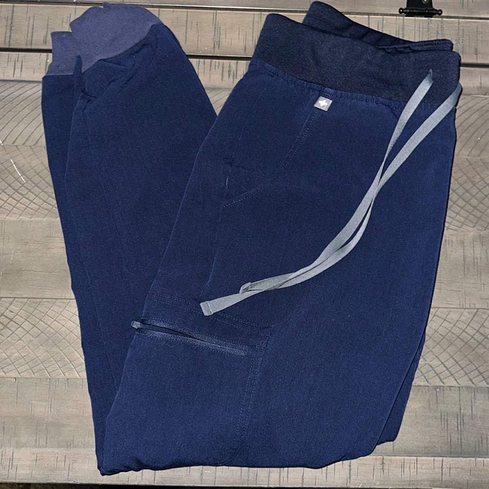 Figs scrub pants